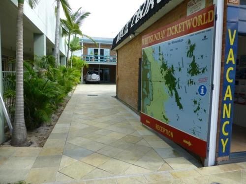 Airlie Court Units Aparthotel Airlie Beach Buitenkant foto